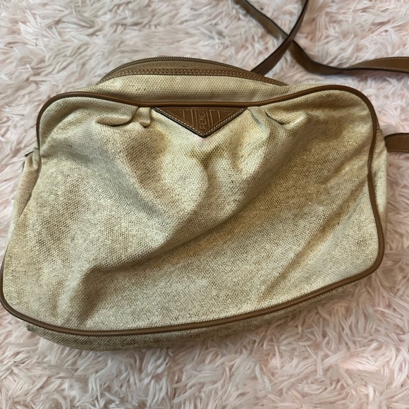 Fendi Handbags - Fendi crossbody bag
